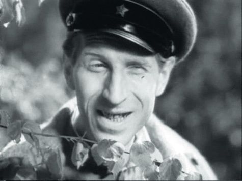 495 10829 беспокойное хозяйство актеры и роли фото