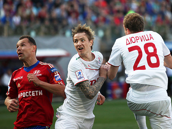 Роман Павлюченко: грустно покидать "Локомотив" Роман Павлюченко: грустно покидать "Локомотив"