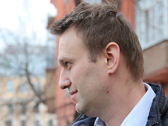 Навальный может сесть в тюрьму за побег от пристава