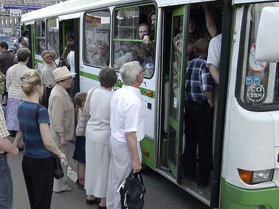 Водителям автобусов разрешили останавливаться каждые 15 минут для отдыха