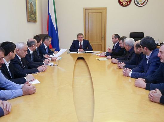 На встрече премьер-министра Дагестана с «дальнобойщиками» водители сказали – едем
