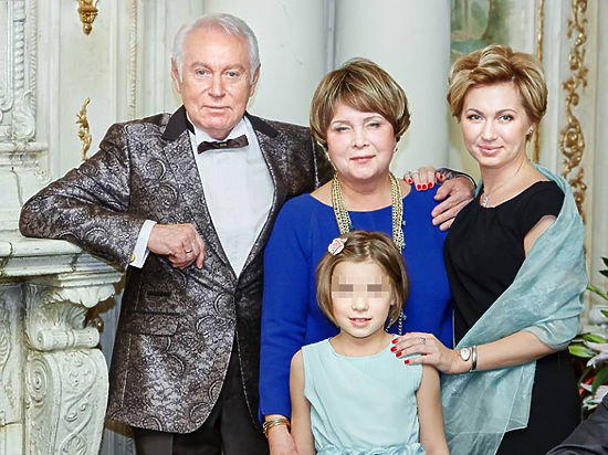 В лифте ЖК «Алые паруса» погибла дочь известного телеведущего Кочергина