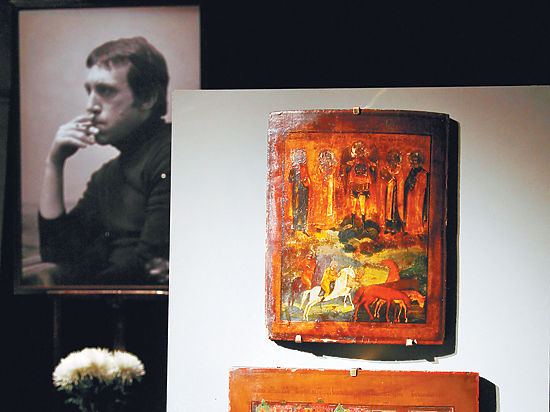 Свадебную икону Высоцкого передали его музею