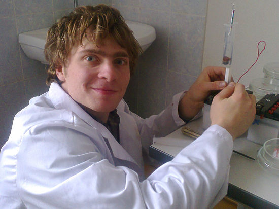 Ученый, обвинявшийся в контрабанде наркотиков, уехал из России в Индию Ученый, обвинявшийся в контрабанде наркотиков, уехал из России в Индию