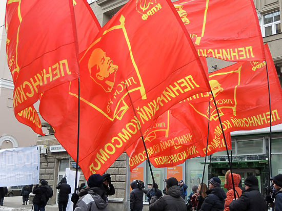 Коммунисты «выбросят» миллиард рублей на выборах в столице