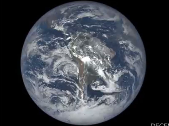 Специалисты NASA сжали год жизни Земли до трехминутного