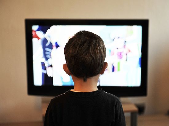 Научно  доказано,  что  телевизор  убивает  в  ребенке  творческое  начало