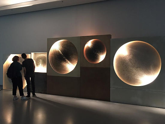 МАММ представил ретроспективную выставку Zero: искусство света и гвоздей