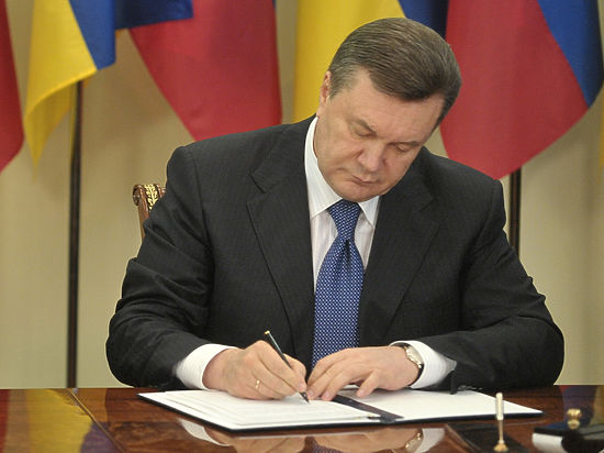 Конституционный суд лишит Януковича статуса президента Украины, узаконив его свержение