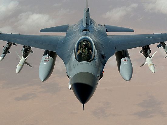 Власти Бельгии отрицают авиаудар в Сирии, оппозиция требует прозрачности Власти Бельгии отрицают авиаудар в Сирии, оппозиция требует прозрачности