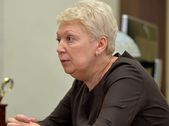 Контрреформа образования: Васильева пообещала вернуть психологов в школы