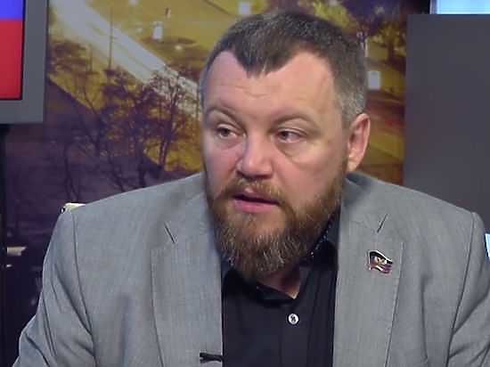 Экс-спикер парламента ДНР обвинил Захарченко в коррупции и бессудных расправах