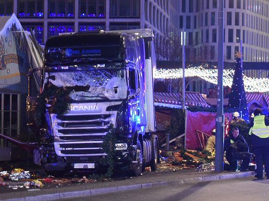 Ответственность за теракт на ярмарке в Берлине взяла на себя ИГИЛ