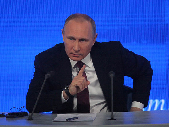 Песков поведал о реакции В.Путина на личные оскорбления