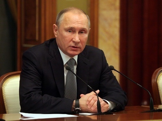 Путин и Порошенко часто созваниваются для тайных переговоров