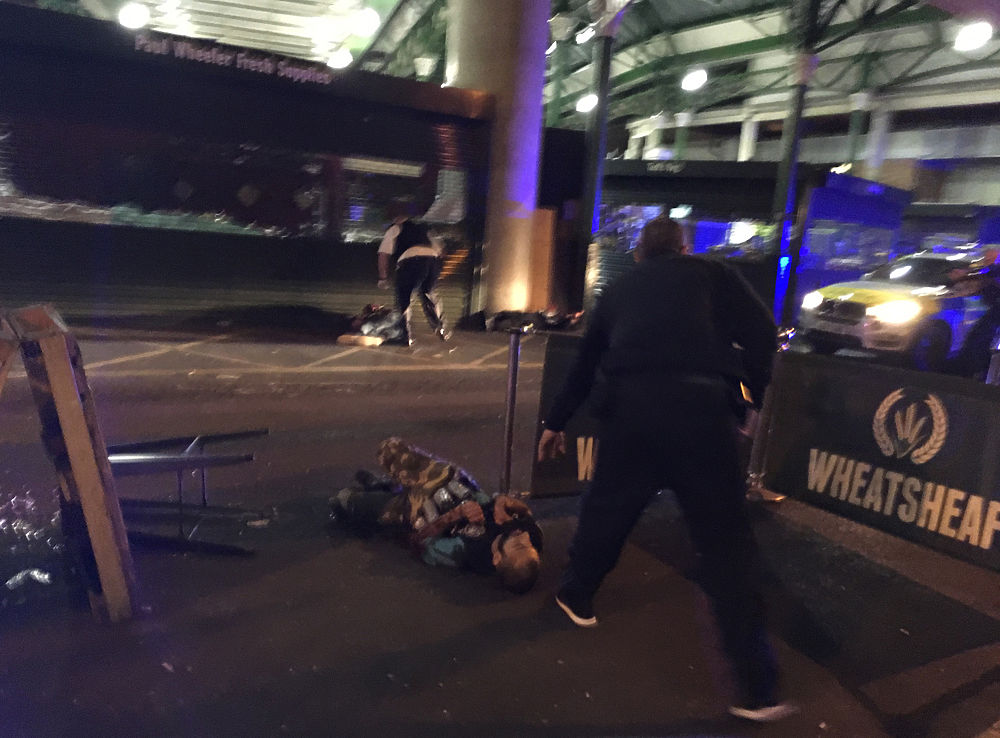 Ночные происшествия на Лондонском мосту и рынке Боро официально признаны террористическими актами.