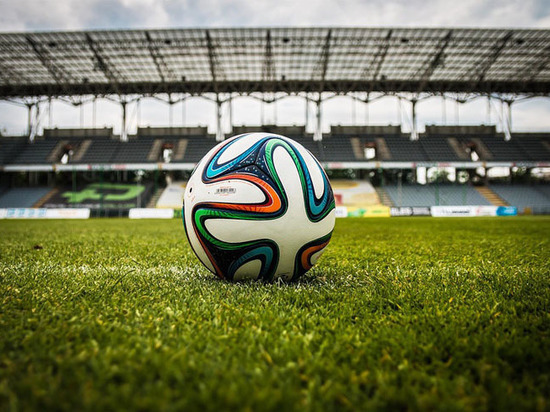 Видеоповторы раскололи футбольный мир: на российских стадионах творится революция