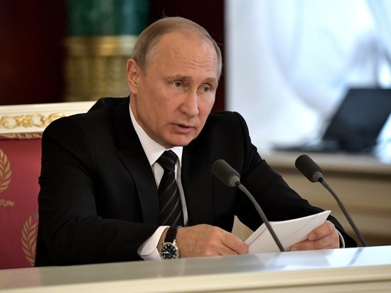 В.Путин дал старт началу возведения «Турецкого потока» на глубине моря