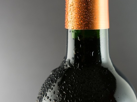 Бутылки из-под шампанского запретили использовать повторно