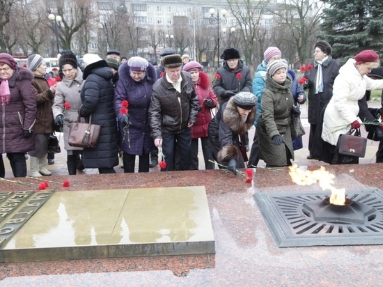 Память воинов Великой Отечественной войны почтили в Калуге 