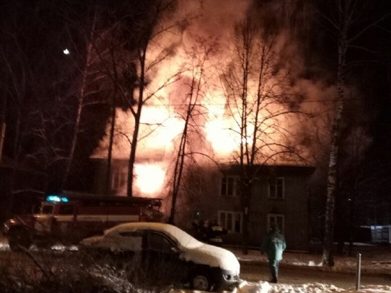 Горячая линия открыта для обращений пострадавших в пожаре в жилом доме Обнинска 