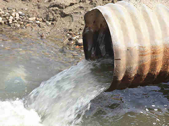 Дагестанский Росприроднадзор годами помогал сливать канализационные воды в Каспийское море