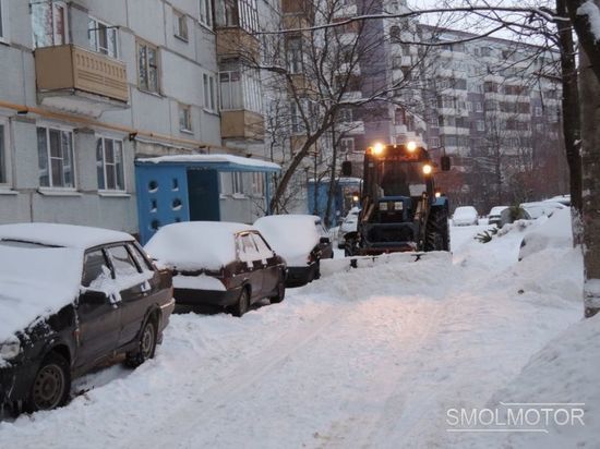 Власти Архангельска до сих пор не решили вопрос запрета парковок в местах уборки снега
