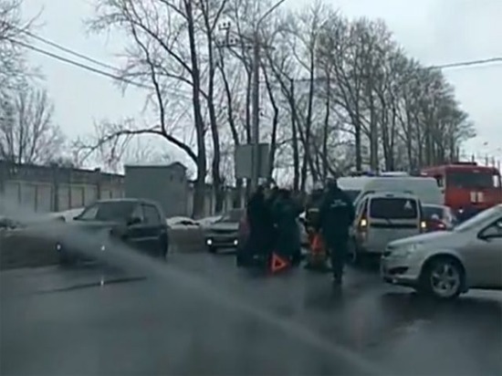 В Ульяновске столкнулись четыре машины 