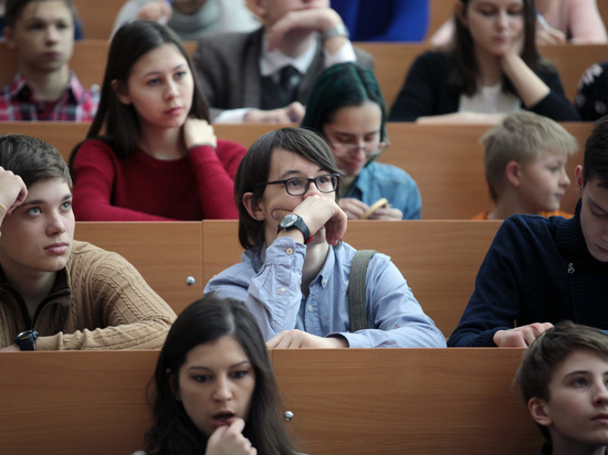 ОГЭ по русскому устному языку для девятиклассников займет 15 минут 