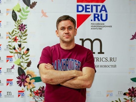 Максим Жук прочтет лекцию и выступит в роли музыканта во Владивостоке 