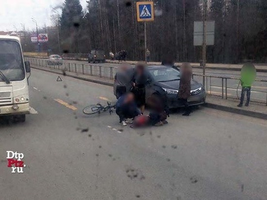 Маленького велосипедиста сбили на оживленной дороге в Петрозаводске