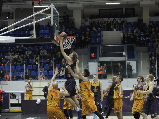 Суперфинал школьной баскетбольной лиги «КЭС-БАСКЕТ» прошел в Нижнем Новгороде