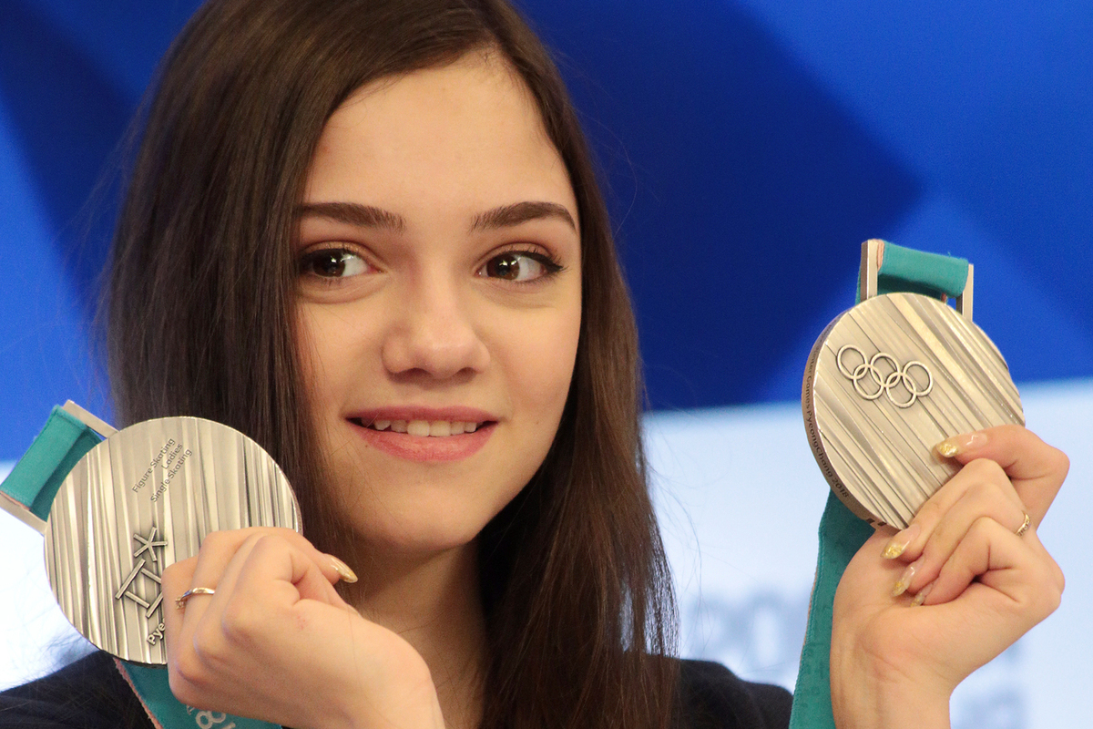 Источники СМИ: фигуристка Медведева сменит гражданство и страну