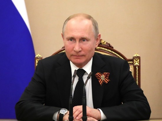 «Путина подменили»: поведение президента с перестановками удивило