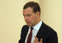 Медведев приказал тарифам лечь ниже инфляции