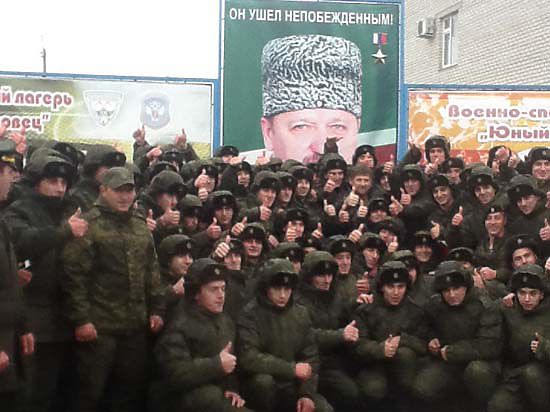 Первые призывники из Чечни отправились служить в Севастополь Первые призывники из Чечни отправились служить в Севастополь