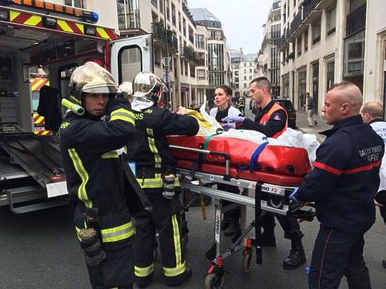 Опрос: Оправдывает ли глумление журналистов над исламом произошедшую в Париже бойню? 
