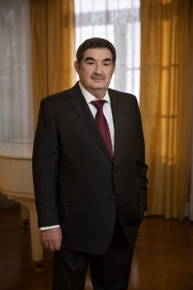 бывший вице-президент РЖД Пётр Кацыв