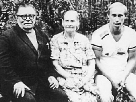 Родители Путина Владимира Владимировича Фото Родители Путина Владимира Владимировича Фото