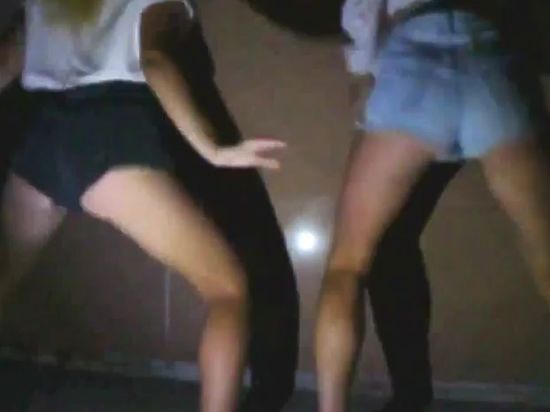 танцы голых русских девушек