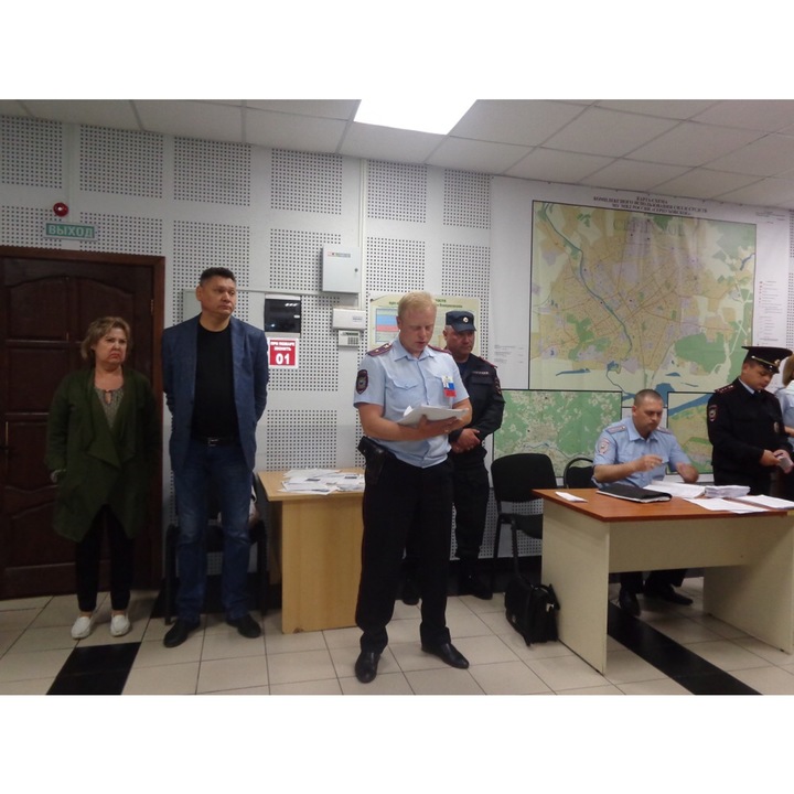 сотрудники полиции серпухов. полиция на предприятии.