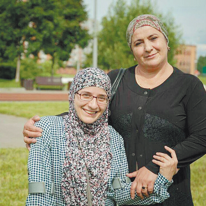 Ги́та раши́довна резаха́нова. Сиамские близняшки зита и гита. Сиамские близнецы зита и гита. Сколько сейчас лет зите и гите. Зита рашидовна резаханова.