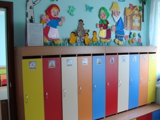"Наклейки на шкафчики, стульчики, кроватки, для полотенец" купить Лабиринт