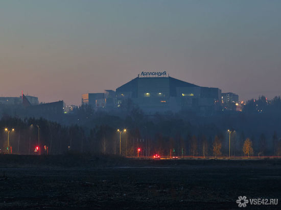Безопасность веревочного парка в ТЦ "Лапландия" в Кемерове: соблюдаются ли там п
