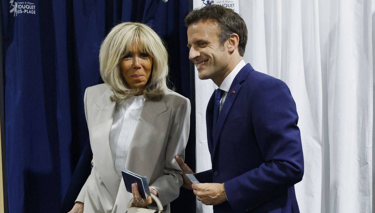 У президента франции макрона есть дети. Бриджит Макрон 2022. Брижит Макрон и Эммануэль Макрон 2022. Жена президента Франции 2022 Макрона.