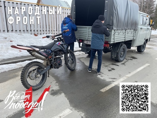 Север близко": житель Нижневартовска в сильные морозы объехал Ямал на мотоцикле.