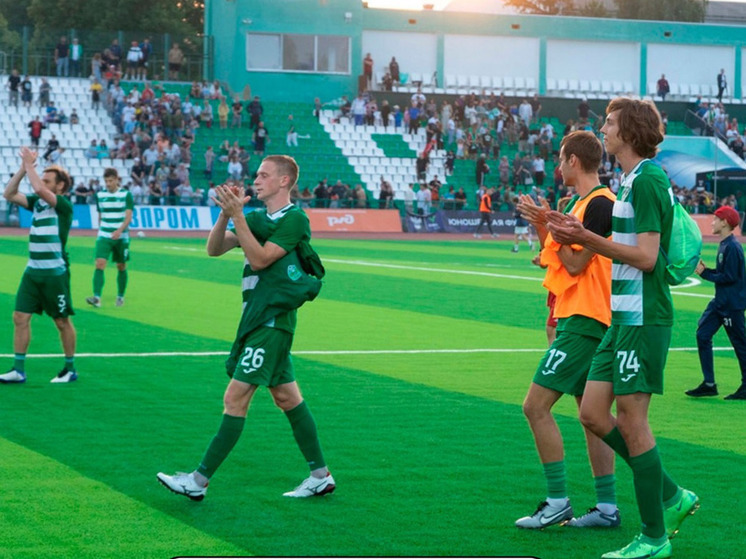 Футбольный матч в орле. Матч - фк - орел. Фк орел стадион. 12 мая фк орел. Фк матч тв.