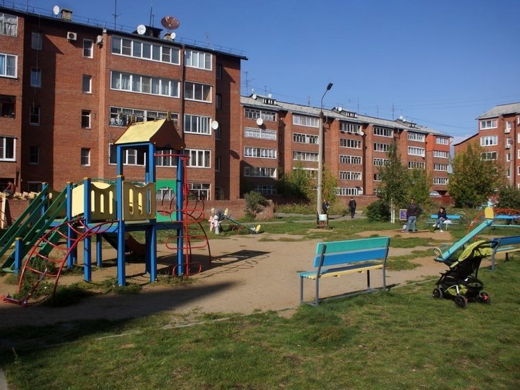Спектакль "Рождество Христово" увидели десятки жителей Иркутска в сквере Кирова