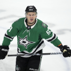 Евгений Дадонов