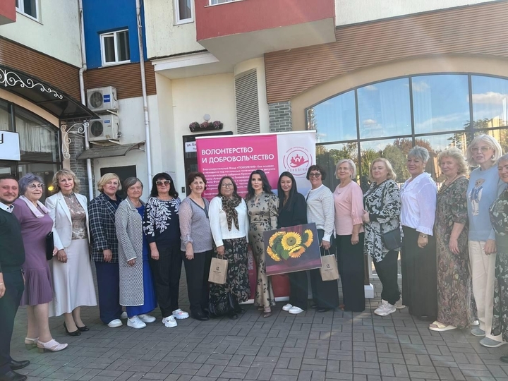 Благотворительный фонд «Поколение» отметил День пожилого человека встречей с подопечными в Краснодаре